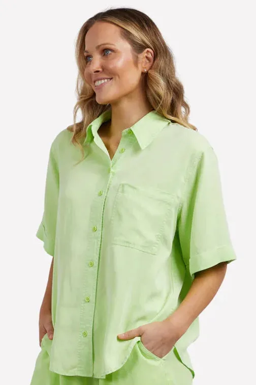 Bliss Washed Shirt in Keylime