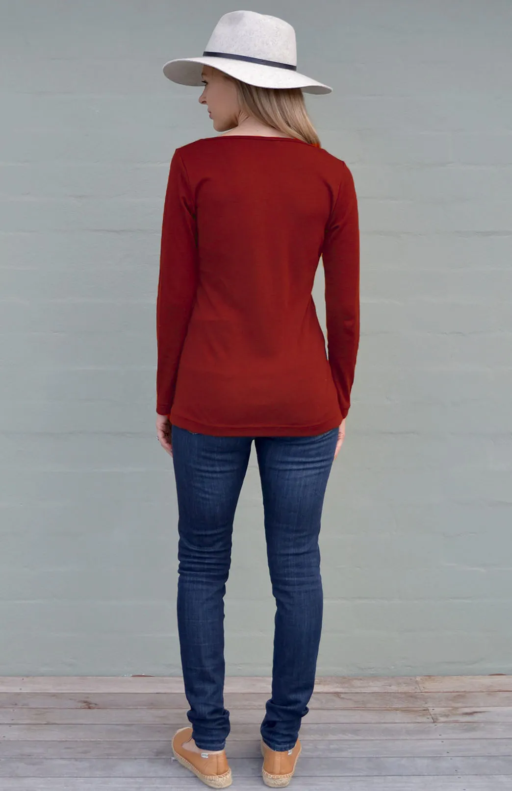 V-Neck (Rib) Top