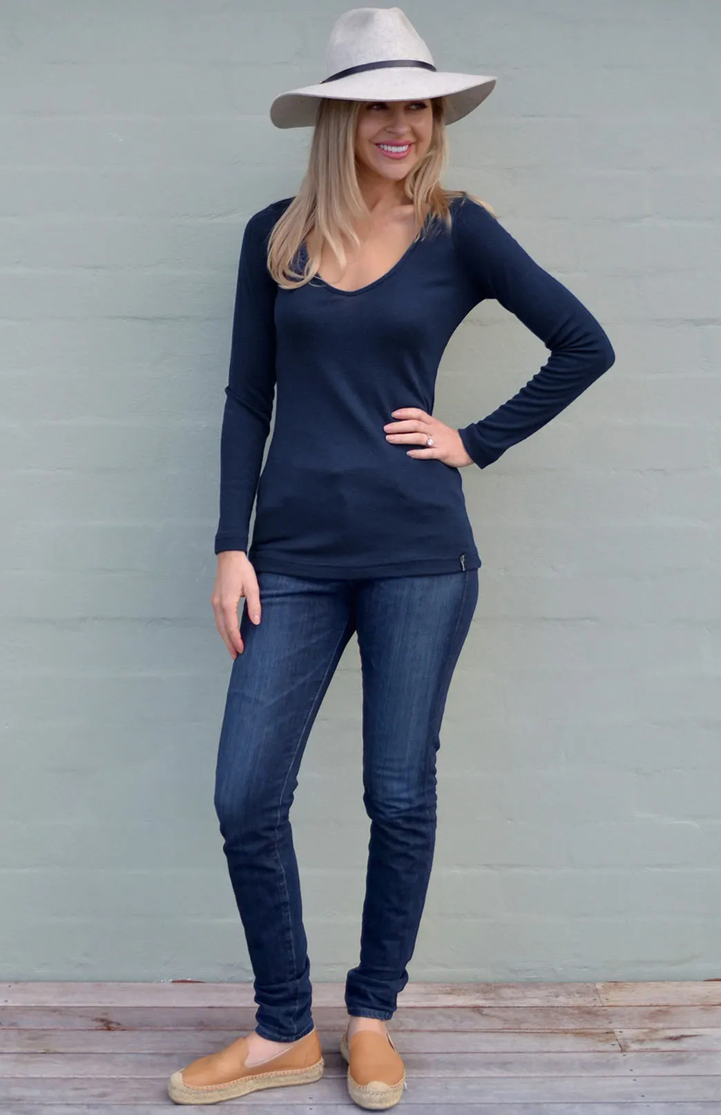 V-Neck (Rib) Top