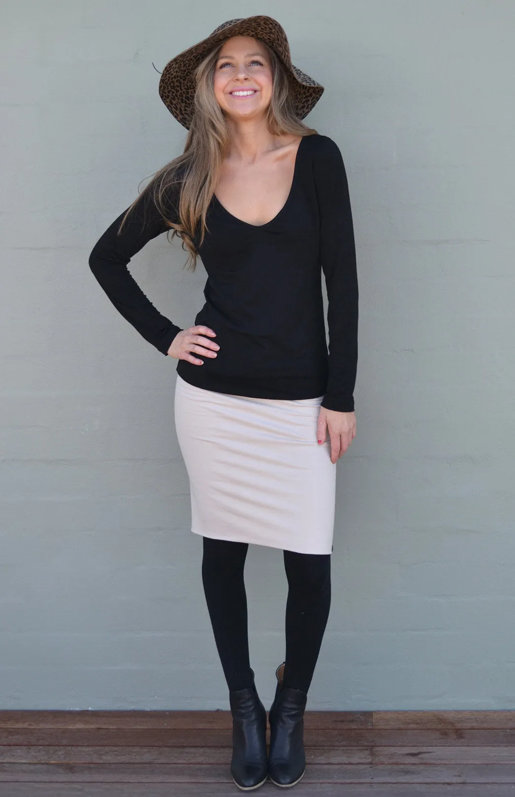 V-Neck Top - Rib (size 10)