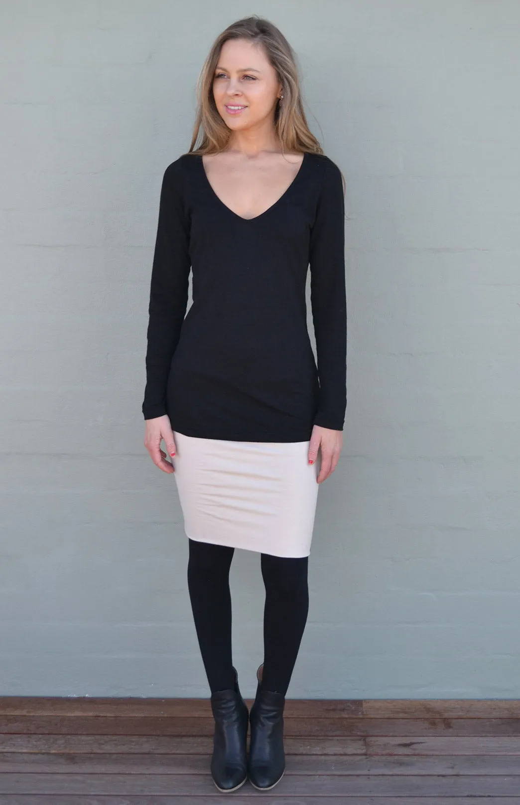 V-Neck Top - Rib (size 10)